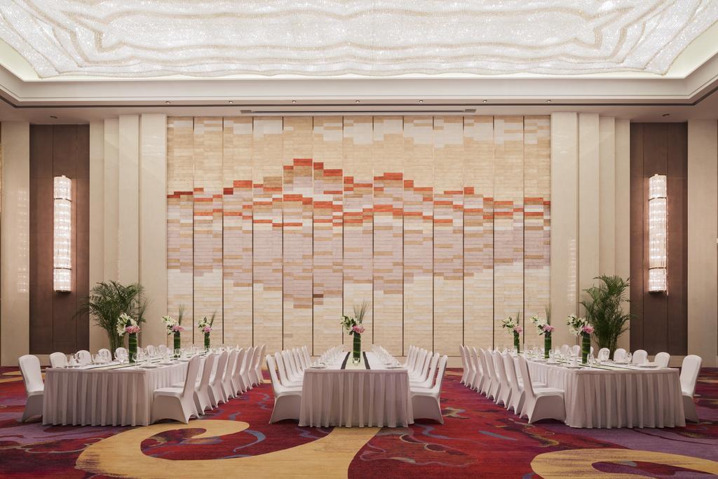 Wanda Realm Chifeng Hotel Exterior photo