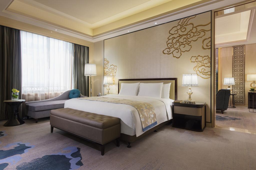 Wanda Realm Chifeng Hotel Exterior photo